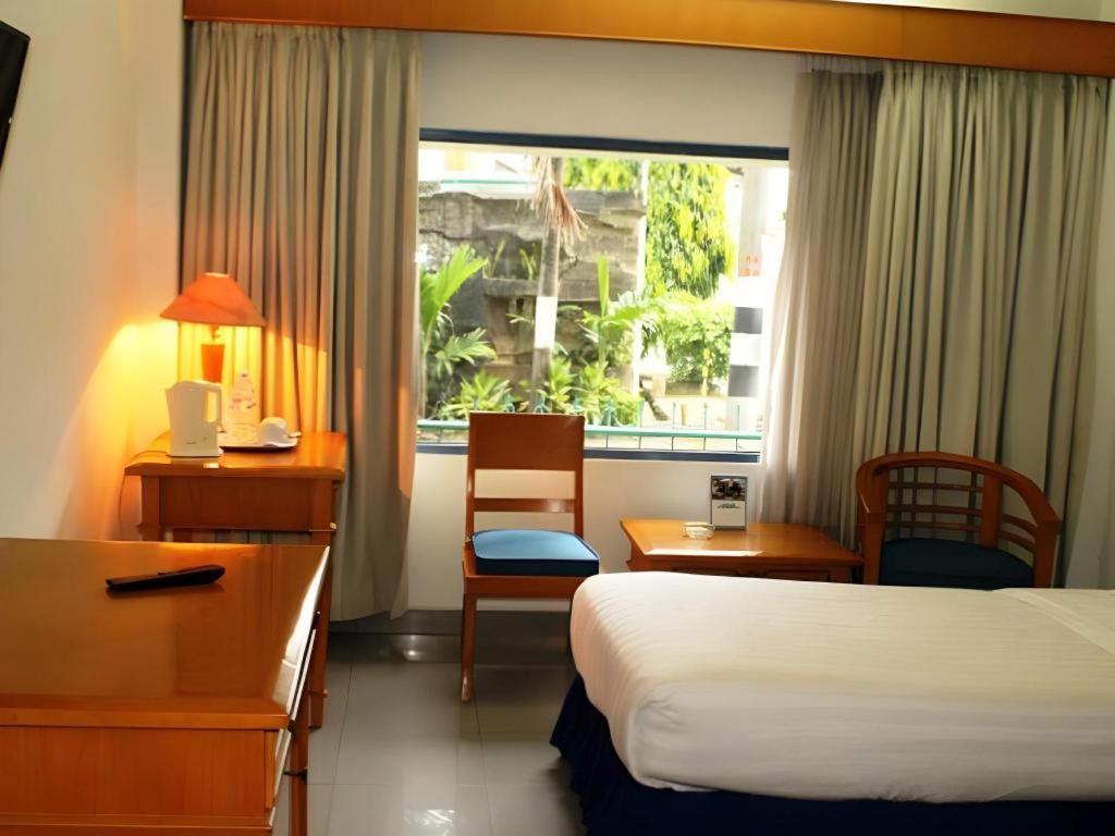 Hotel Marcopolo Bandar Lampung Dış mekan fotoğraf