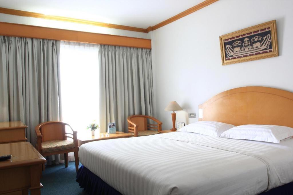 Hotel Marcopolo Bandar Lampung Dış mekan fotoğraf