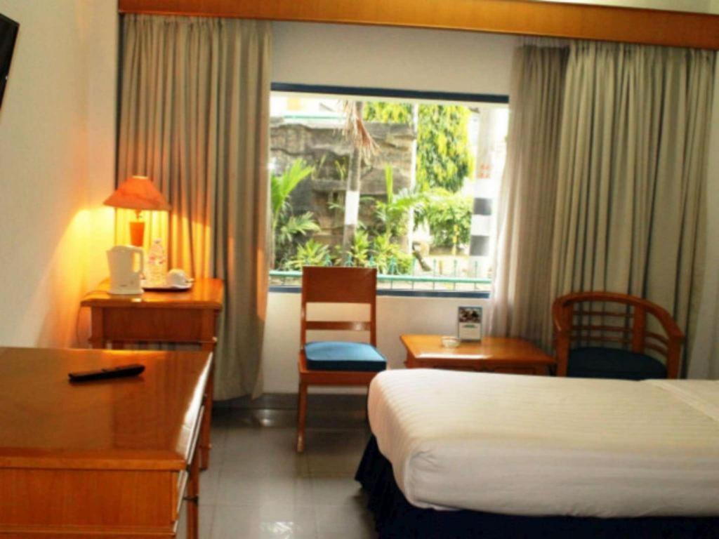 Hotel Marcopolo Bandar Lampung Dış mekan fotoğraf