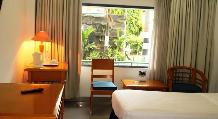 Hotel Marcopolo Bandar Lampung Dış mekan fotoğraf