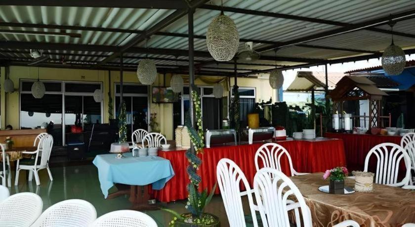 Hotel Marcopolo Bandar Lampung Dış mekan fotoğraf